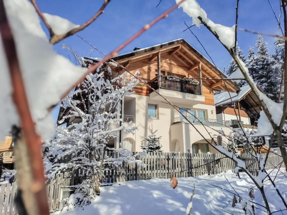 Les Gomines Bb***** Panzió San Vigilio Di Marebbe Kültér fotó